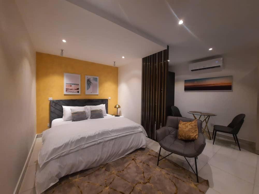 The Lennox Suites By Cozy Accra Eksteriør billede